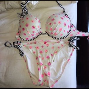 36D Victoria Secret swimsuit